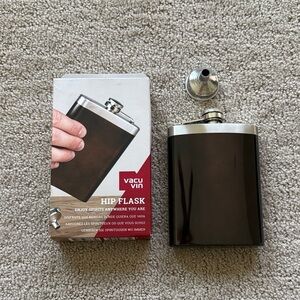 Vacu Vin Hip Flask with Funnel